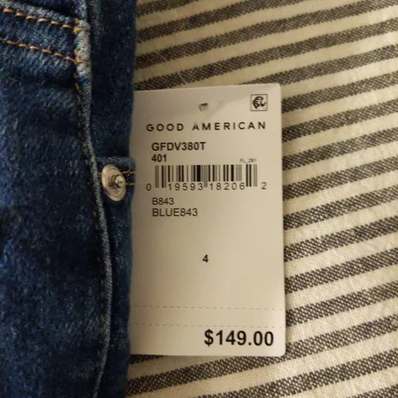 Good American Good Legs Flare Jeans - Picture 4 of 5